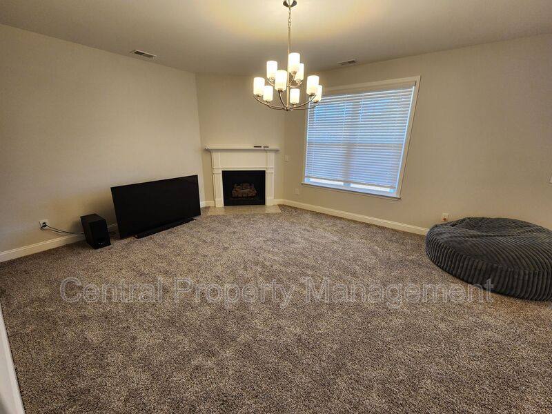 House for rent at 512 Dottie Court, Greenville, SC 29617