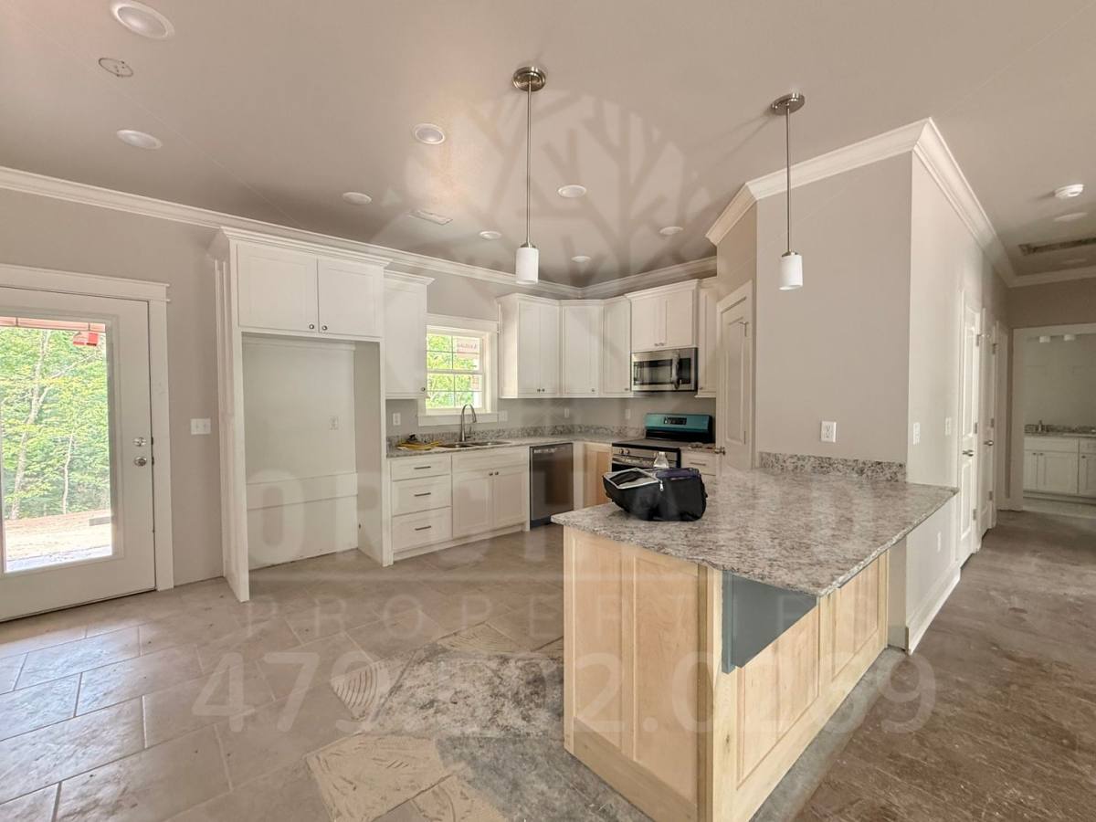 House for rent at 15 Bankfoot Dr, Bella Vista, AR 72715