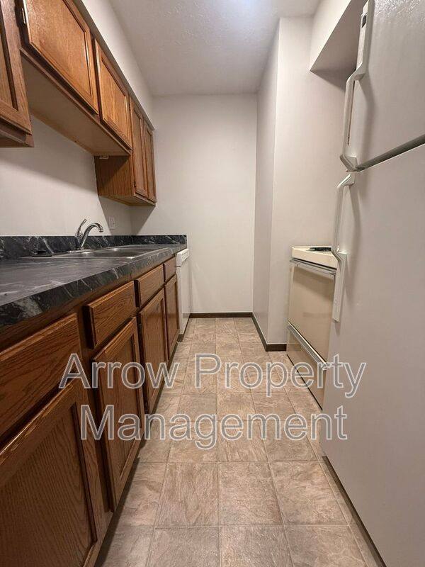 Apartment for rent at 1421 D St #4, Lincoln, NE 68502