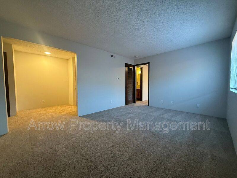 Apartment for rent at 1421 D St #4, Lincoln, NE 68502