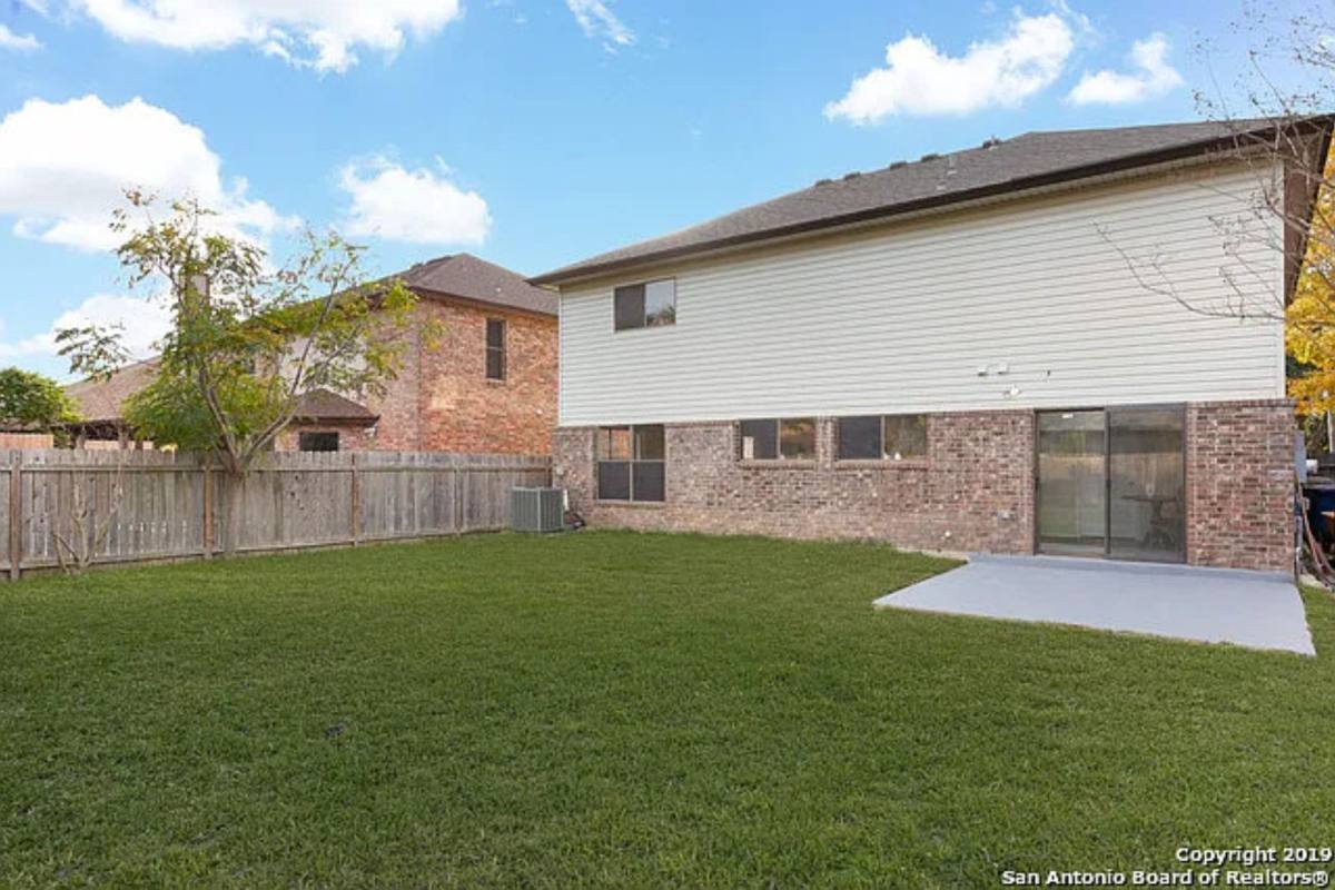 House for rent at 13130 Regency Bend, San Antonio, TX 78249