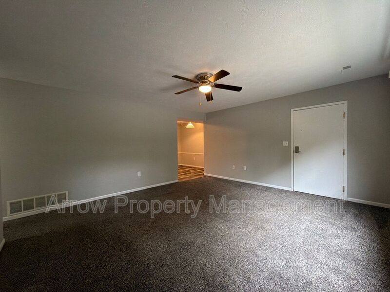 Apartment for rent at 535 Oak St #3, Valparaiso, NE 68065