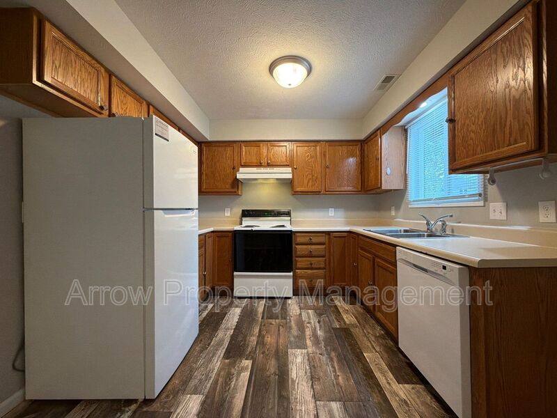 Apartment for rent at 535 Oak St #3, Valparaiso, NE 68065