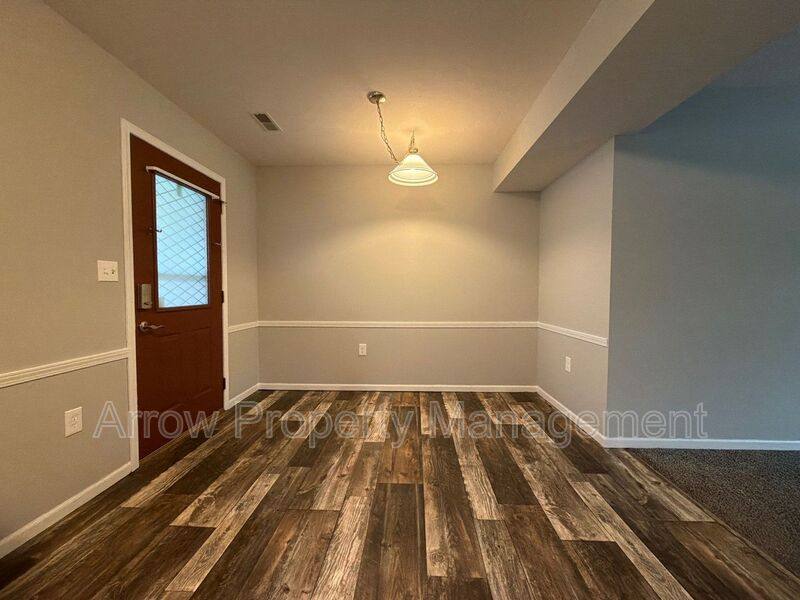 Apartment for rent at 535 Oak St #3, Valparaiso, NE 68065