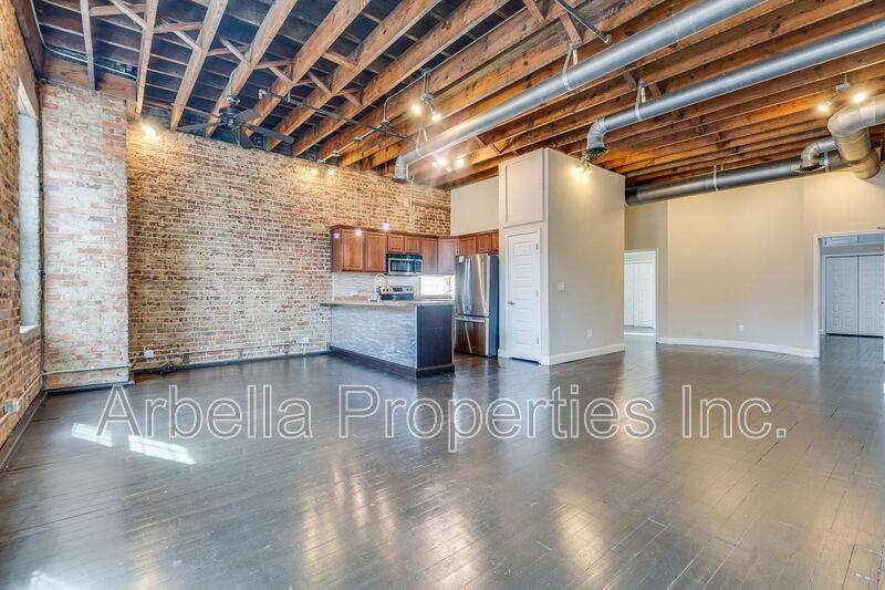 Apartment for rent at 116 E Market St #4, Kingsport, TN 37660