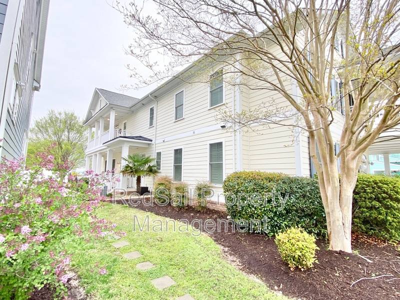 Condo for rent at 216 S Second St, Hampton, VA 23664