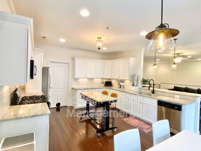 Condo for rent at 216 S Second St, Hampton, VA 23664