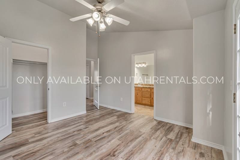 Townhouse for rent at 279 E Ailee Lane, Salt Lake City, UT 84107