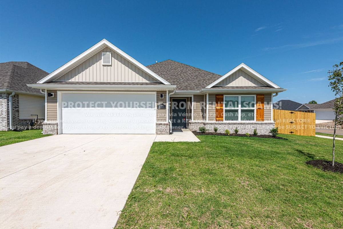 House for rent at 617 S Wagon Wheel Ave, Fayetteville, AR 72704