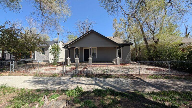 House for rent at 1016 W Cucharas St, Colorado Springs, CO 80904