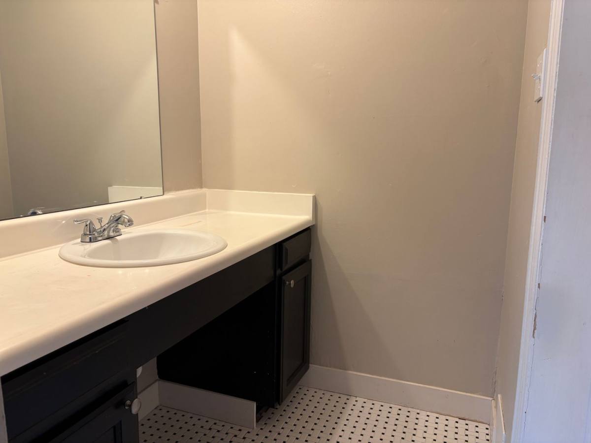 Apartment for rent at 751 W Prentice Ave #101 B, Littleton, CO 80120