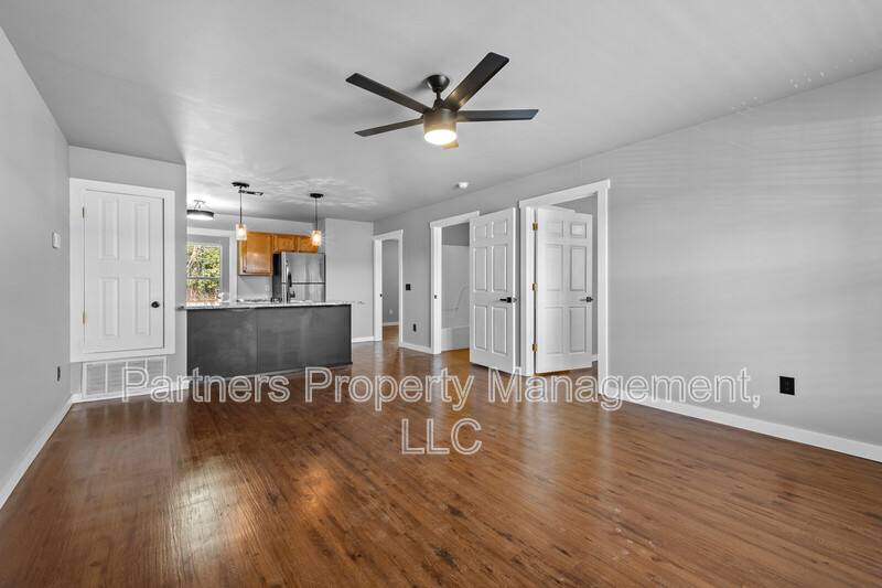 Apartment for rent at 825 N Leverett Ave #7, Fayetteville, AR 72701