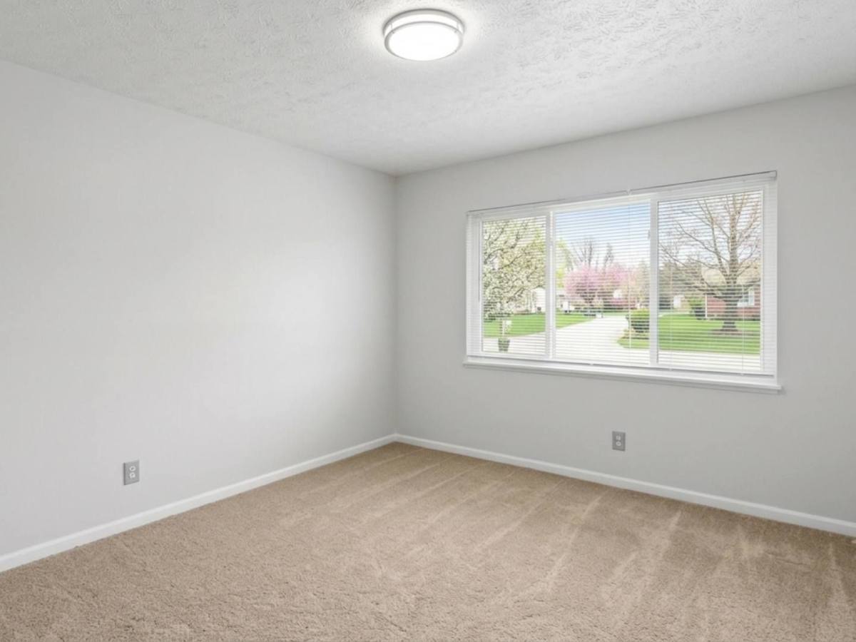 Apartment for rent at 719 Arrowhead Dr, Sidney, OH 45365