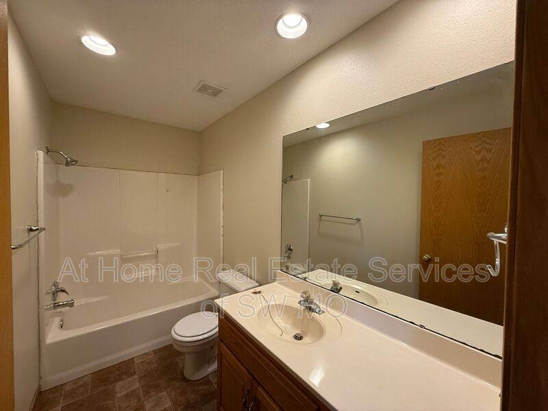 House for rent at 4338 S York, Springfield, MO 65810