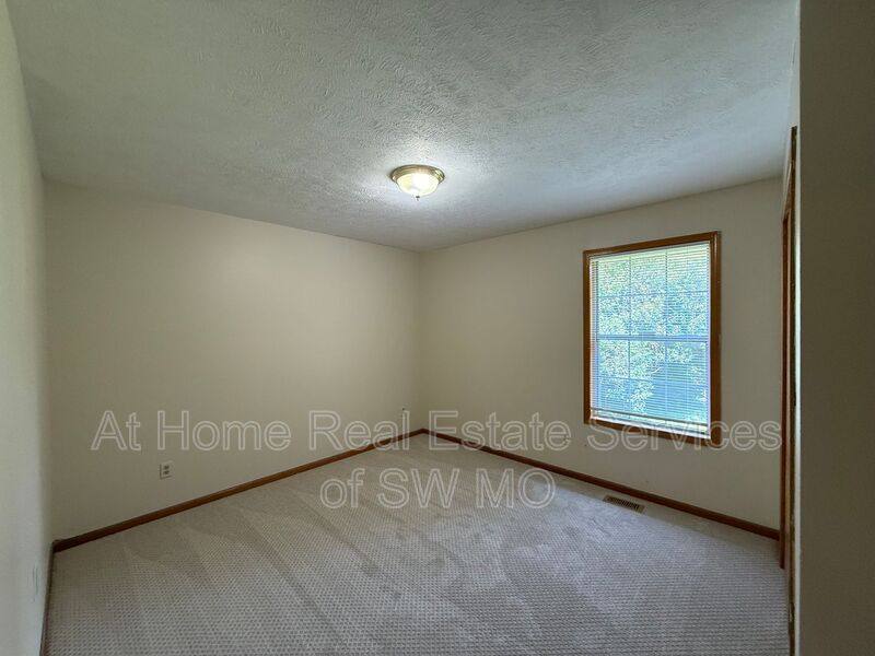 House for rent at 4338 S York, Springfield, MO 65810