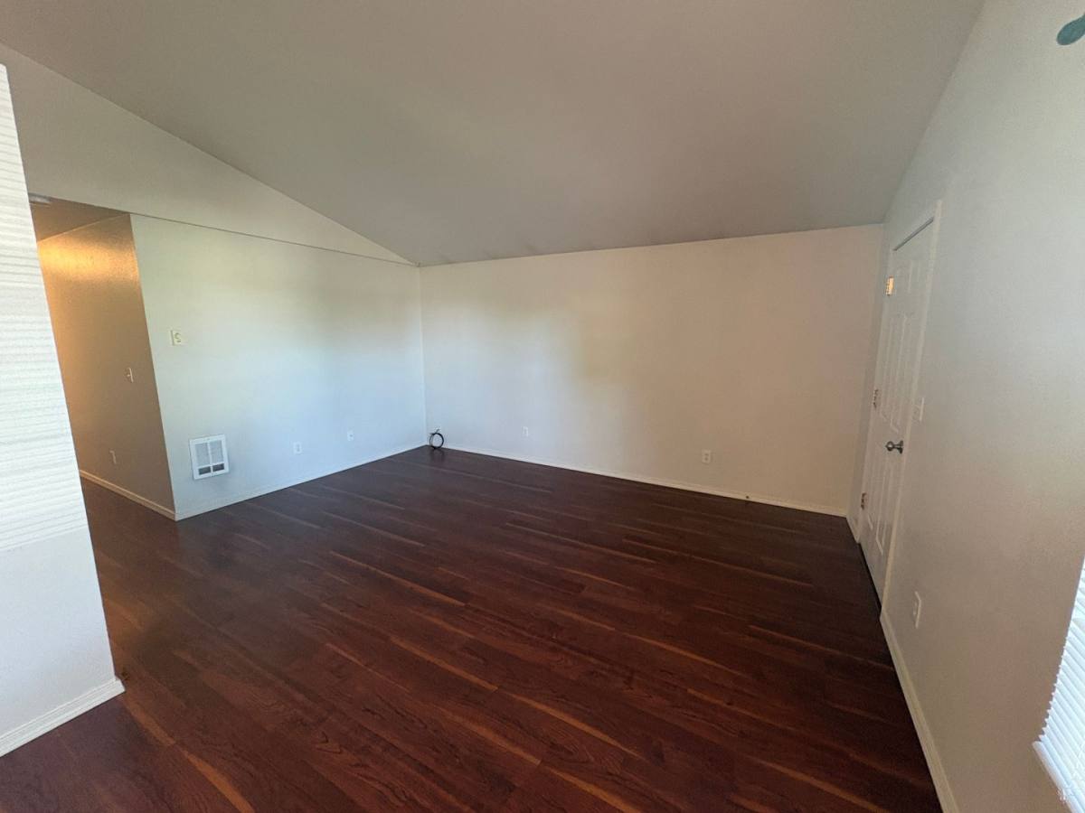 Townhouse for rent at 2708 NW 8th, Redmond, OR 97756