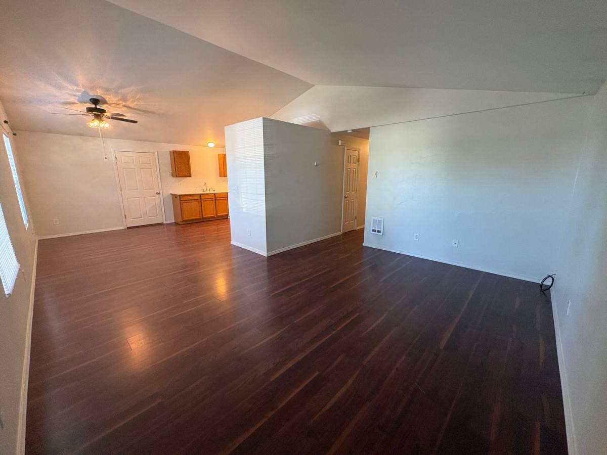 Townhouse for rent at 2708 NW 8th, Redmond, OR 97756