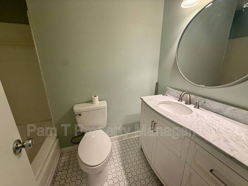 House for rent at 17 Vineyard Dr, Savannah, GA 31419
