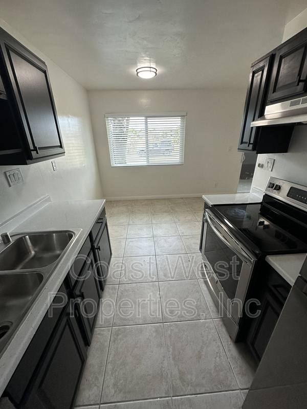 Apartment for rent at 1810 Broadway St #4, Oceanside, CA 92054