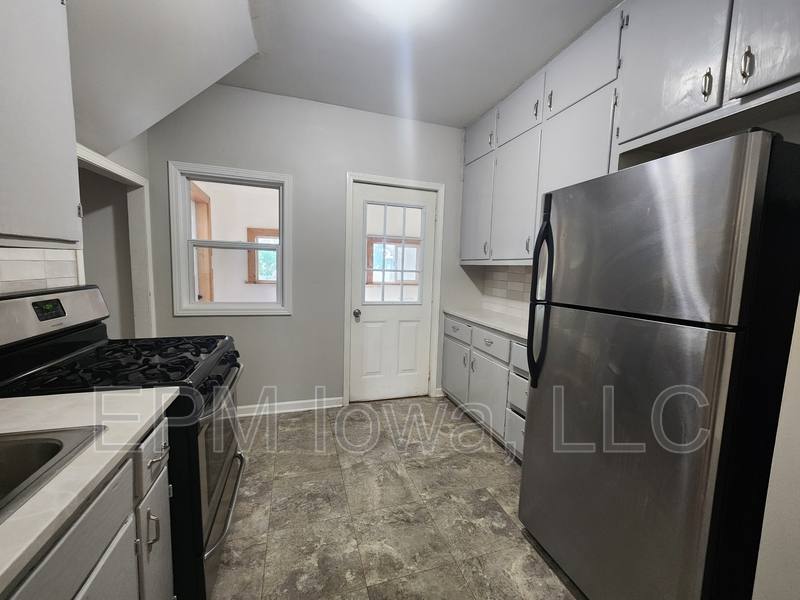 House for rent at 719 Marsh St, Waterloo, IA 50701