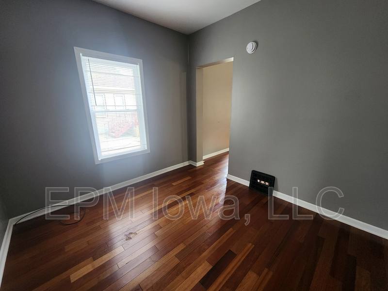 House for rent at 719 Marsh St, Waterloo, IA 50701