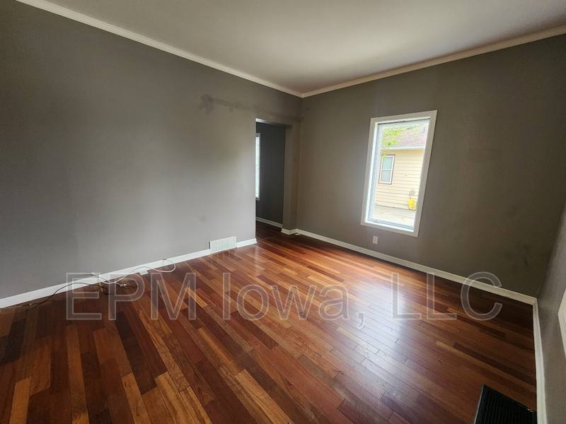 House for rent at 719 Marsh St, Waterloo, IA 50701