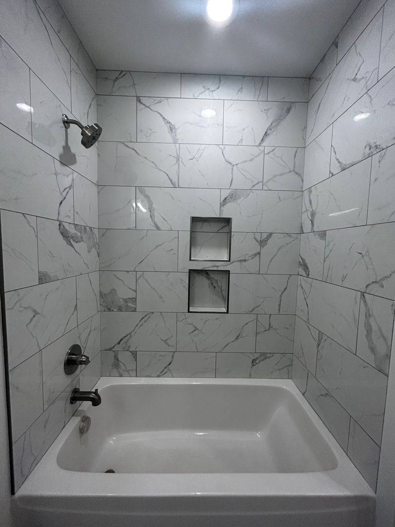 Apartment for rent at 102 W 6th St, Bloomington, IN 47404