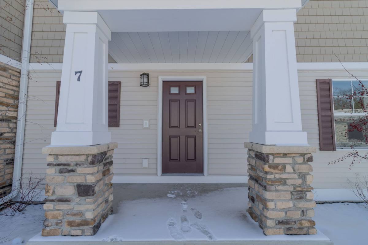 Townhouse for rent at 1560 Simsbury St, Traverse City, MI 49684