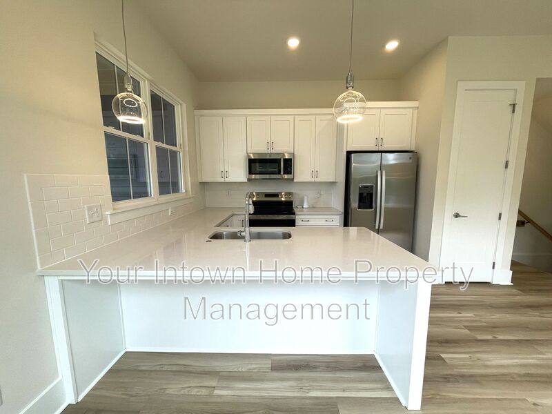 Townhouse for rent at 1135 Knight Walk NW, Atlanta, GA 30318