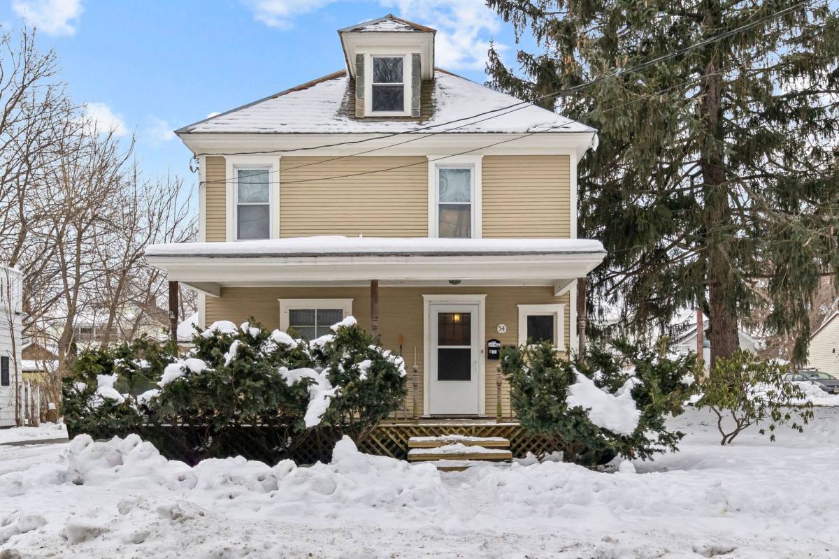 Apartment for rent at 54 Union St, Winooski, VT 05404