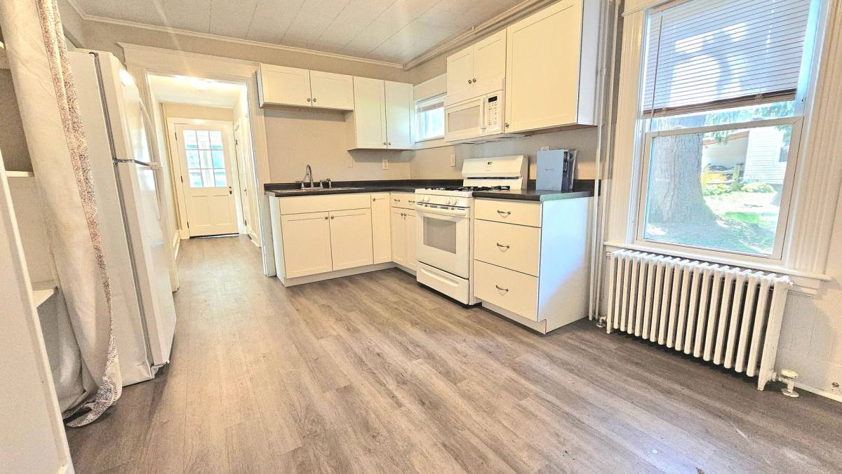Apartment for rent at 54 Union St, Winooski, VT 05404