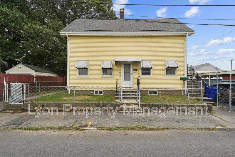 House for rent at 25 Slade St, Pawtucket, RI 02861