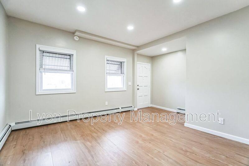House for rent at 25 Slade St, Pawtucket, RI 02861