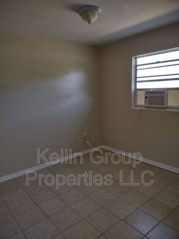 Apartment for rent at 157 E Northside Dr #1, Lake Wales, FL 33853