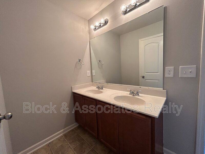 House for rent at 1895 Park Meadow Circle, Winston Salem, NC 27127