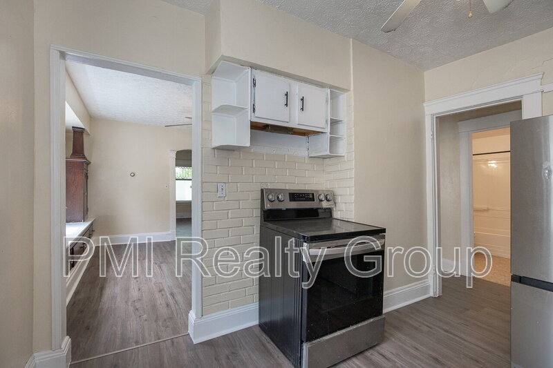 Apartment for rent at 1459 E 134th St #UP, Cleveland, OH 44112