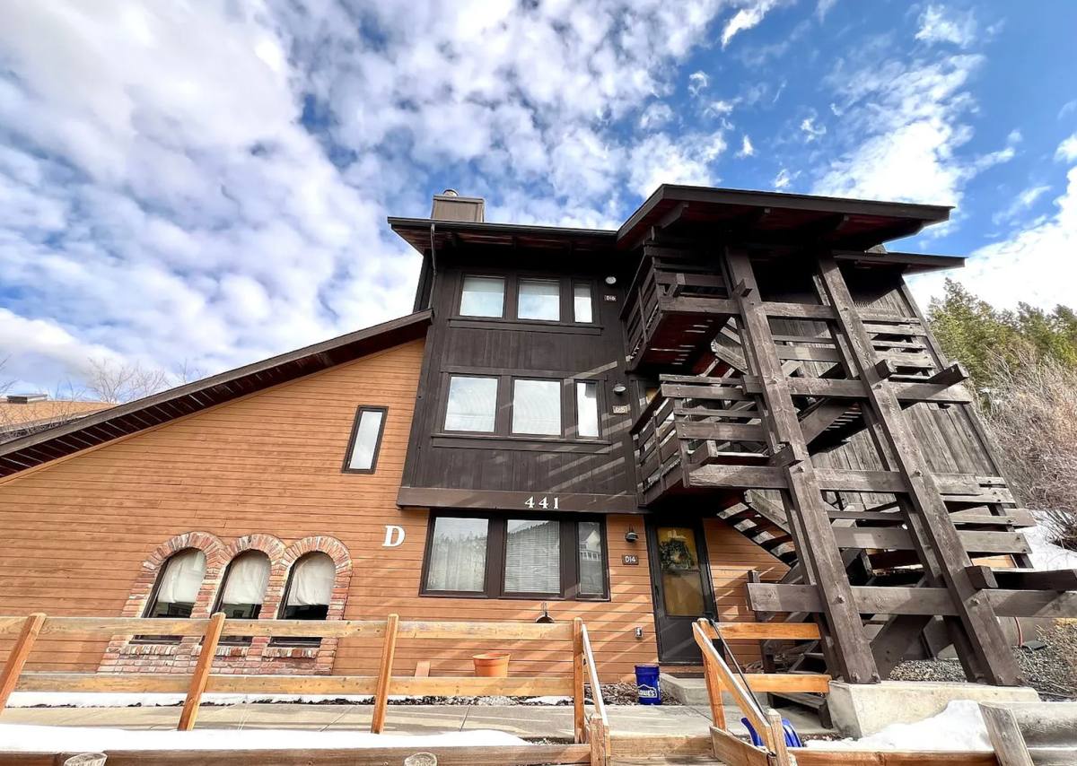 Apartment for rent at 441 S Park Ave E, Helena, MT 59601