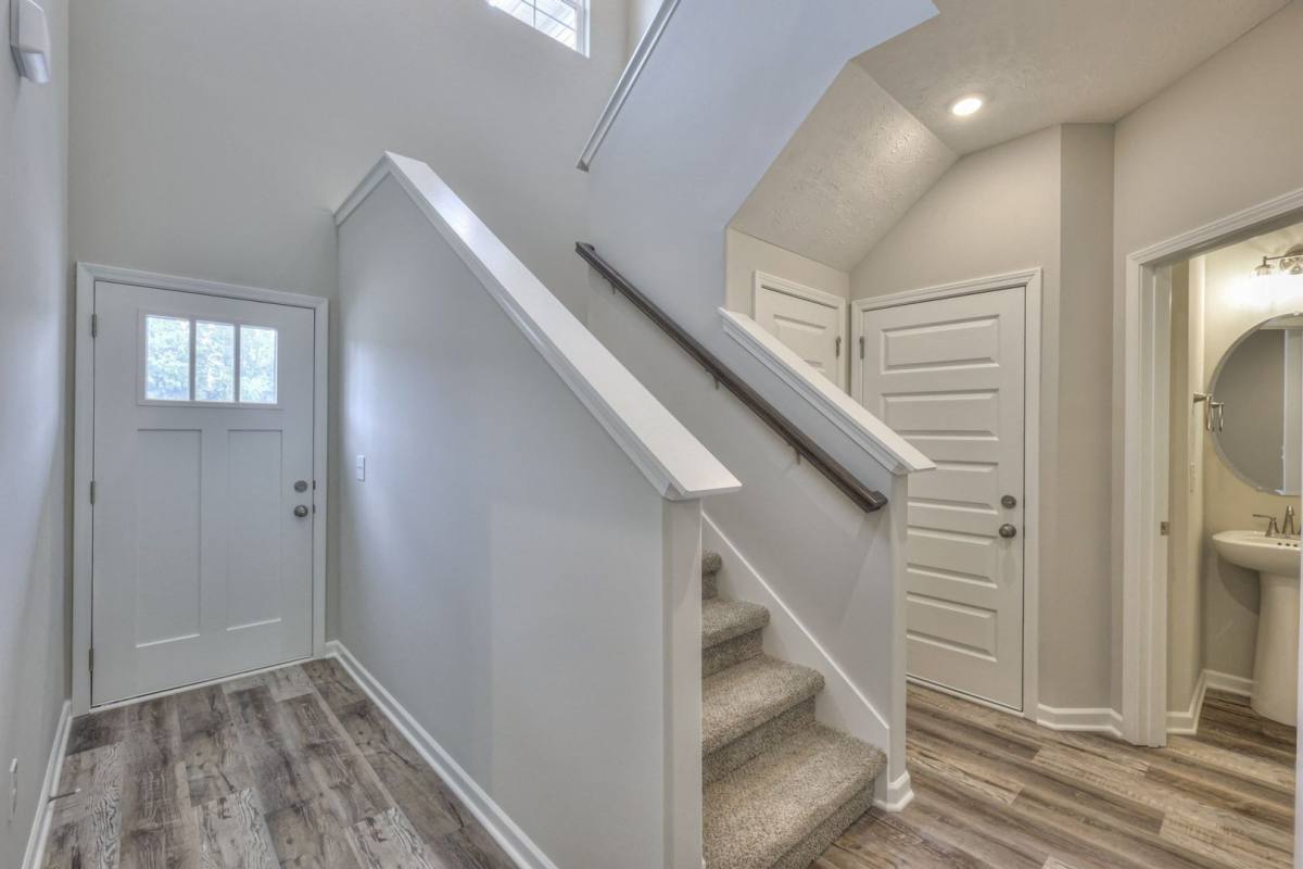 Townhouse for rent at 203 Creek Wood Rd, Manchester, TN 37355