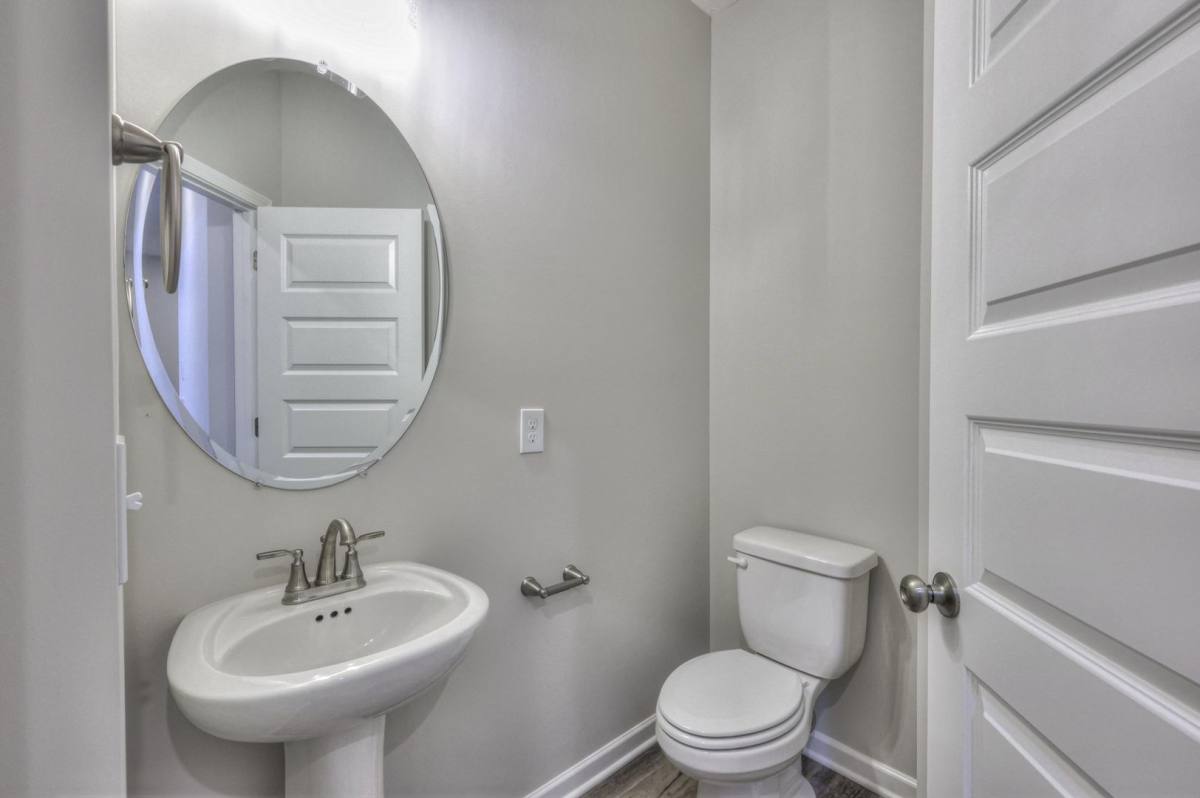 Townhouse for rent at 203 Creek Wood Rd, Manchester, TN 37355