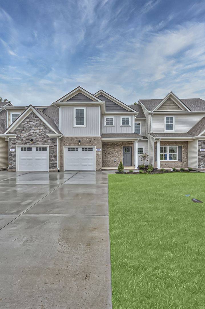 Townhouse for rent at 203 Creek Wood Rd, Manchester, TN 37355