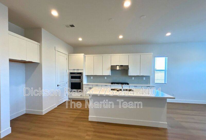 Townhouse for rent at 7328 Oakmont Lane, Sparks, NV 89436
