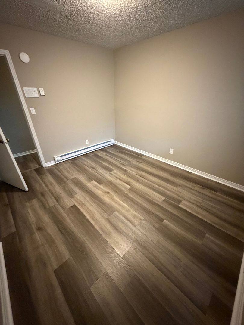 Apartment for rent at 1010 N Larchmont Ave, Chattanooga, TN 37411