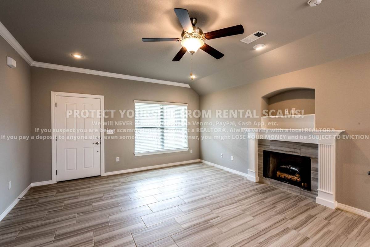 House for rent at 4456 W Wales Dr, Fayetteville, AR 72704