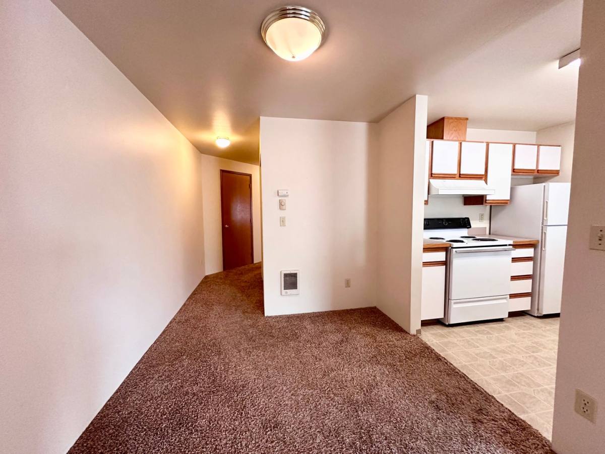 Apartment for rent at 808 Juniper, Ellensburg, WA 98926