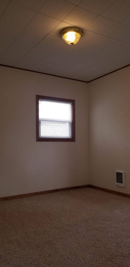 House for rent at 1841 Esplanade Ave, Klamath Falls, OR 97601