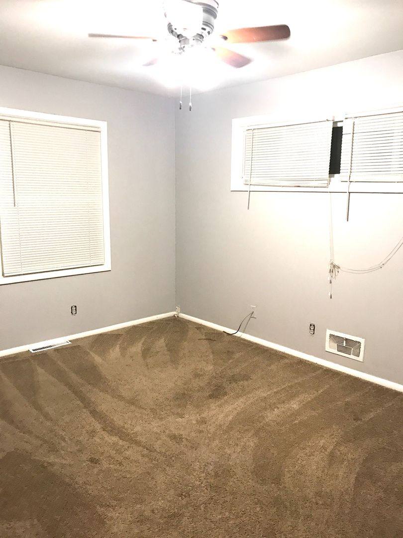 House for rent at 4900 E 41st Terrace, Kansas City, MO 64130