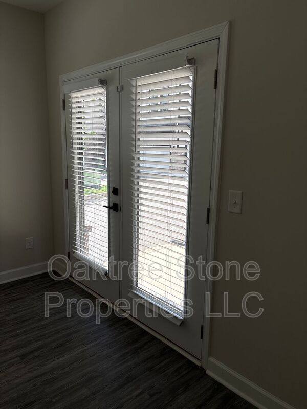 Townhouse for rent at 2591 Ocean Walk Dr NW, Atlanta, GA 30318