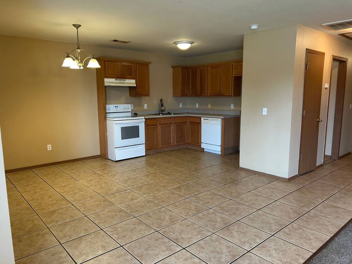 Apartment for rent at 309-311 E Laura St, Rogers, AR 72758