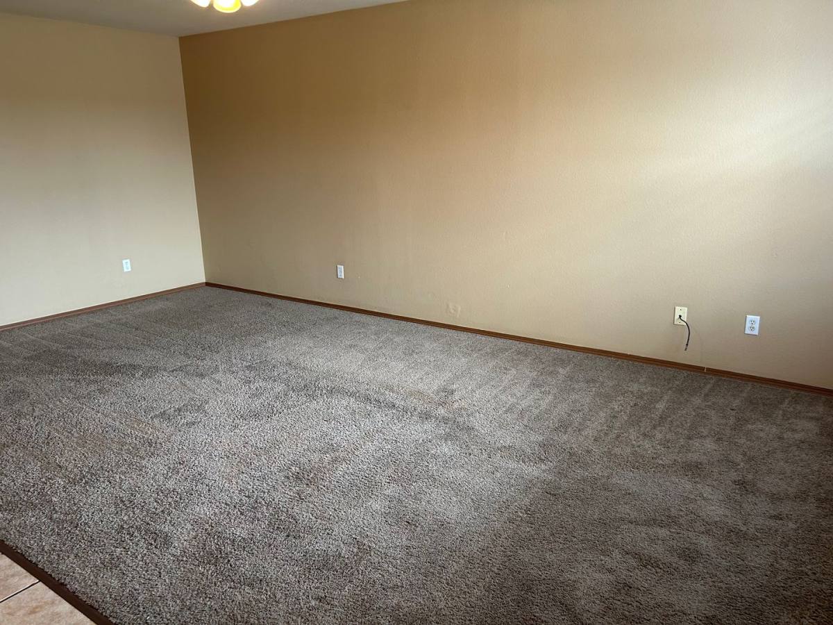 Apartment for rent at 309-311 E Laura St, Rogers, AR 72758