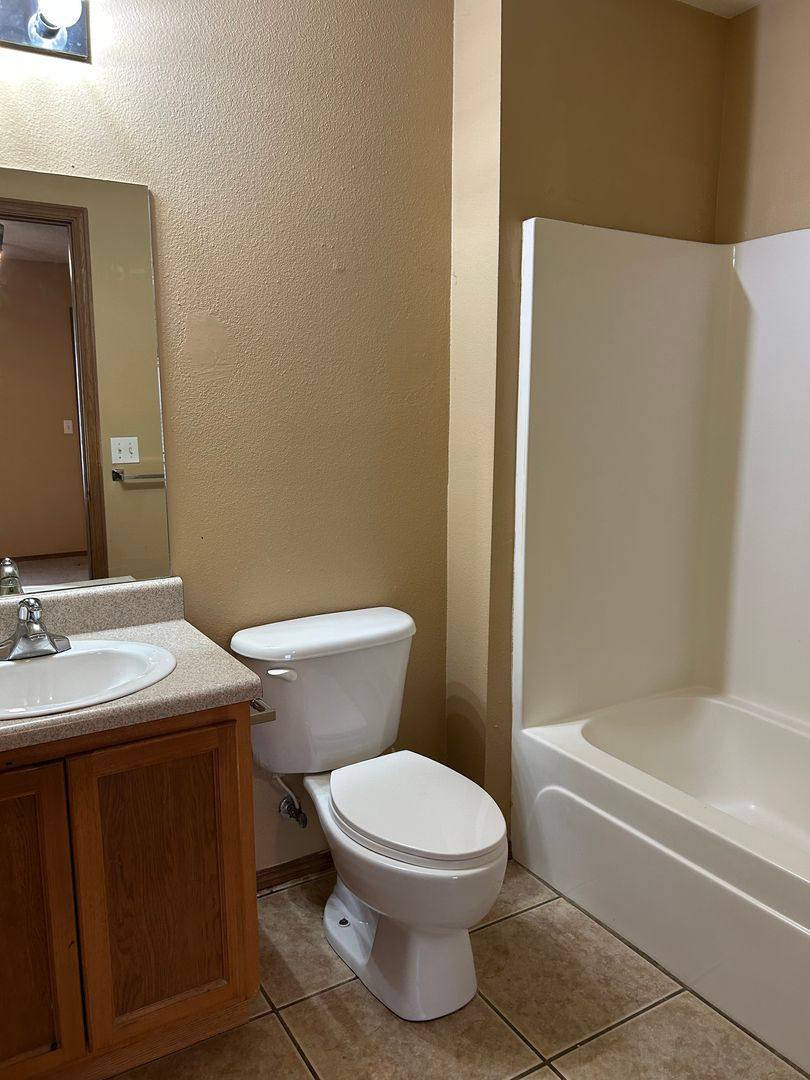 Apartment for rent at 309-311 E Laura St, Rogers, AR 72758